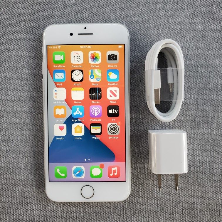 iPhone 7 - UNLOCKED - Like New