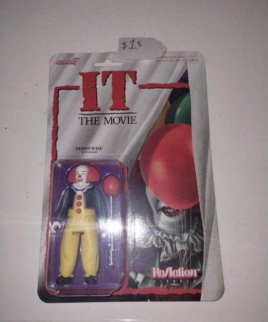 IT Pennywise Halloween Horror Reaction Figure