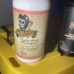 Suavecito shampoo & hydrating shampoo