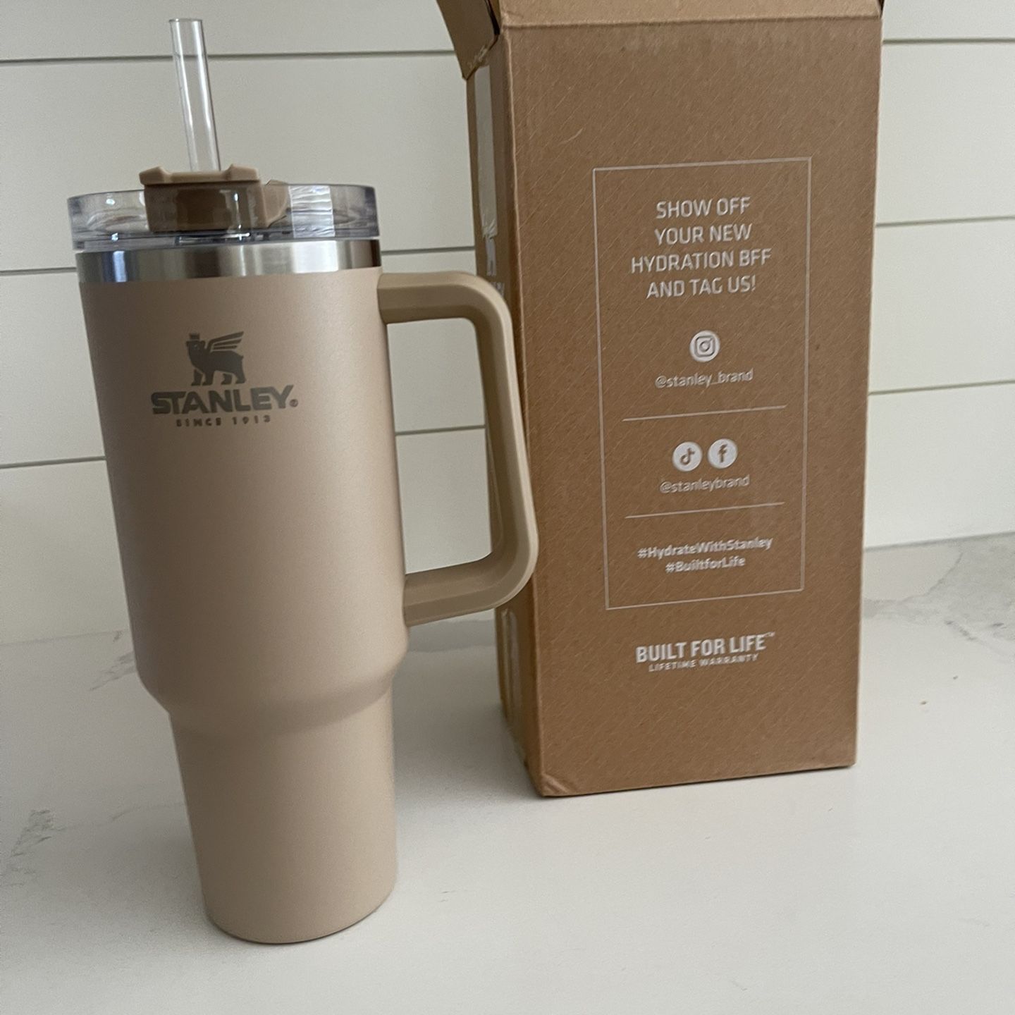 Beige Stanley Tumbler 5030194679607 - Free Shipping for New Users