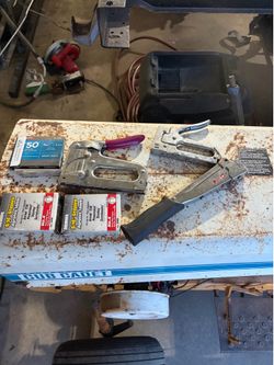 Staplers and staples