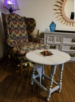 Vintage Shabby Chic Drop Leaf Table