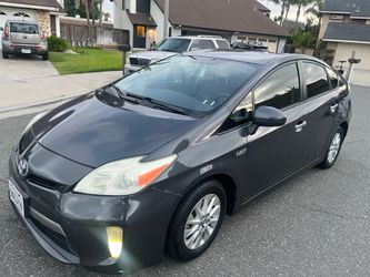 2014 Toyota Prius plugin hybrid new tires