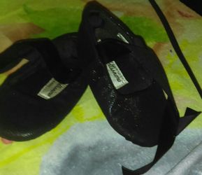 Baby girl ballet slippers sz 5