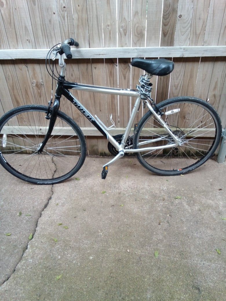 Trek 7000