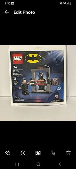 LEGO Batman Bruce Wayne and the Batsuit 30726