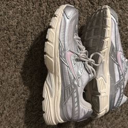 Vast Grey Metallic Silver Pale Ivory Pink Foam