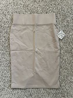 NEW Women’s Tan Khaki Midi Fitted Skirt Size Large