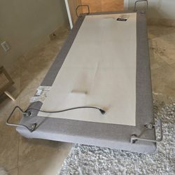 Split King Adjustable Bed Frame (2 Twin XL)