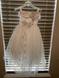 Beautiful White Girls Dress Size 8-10