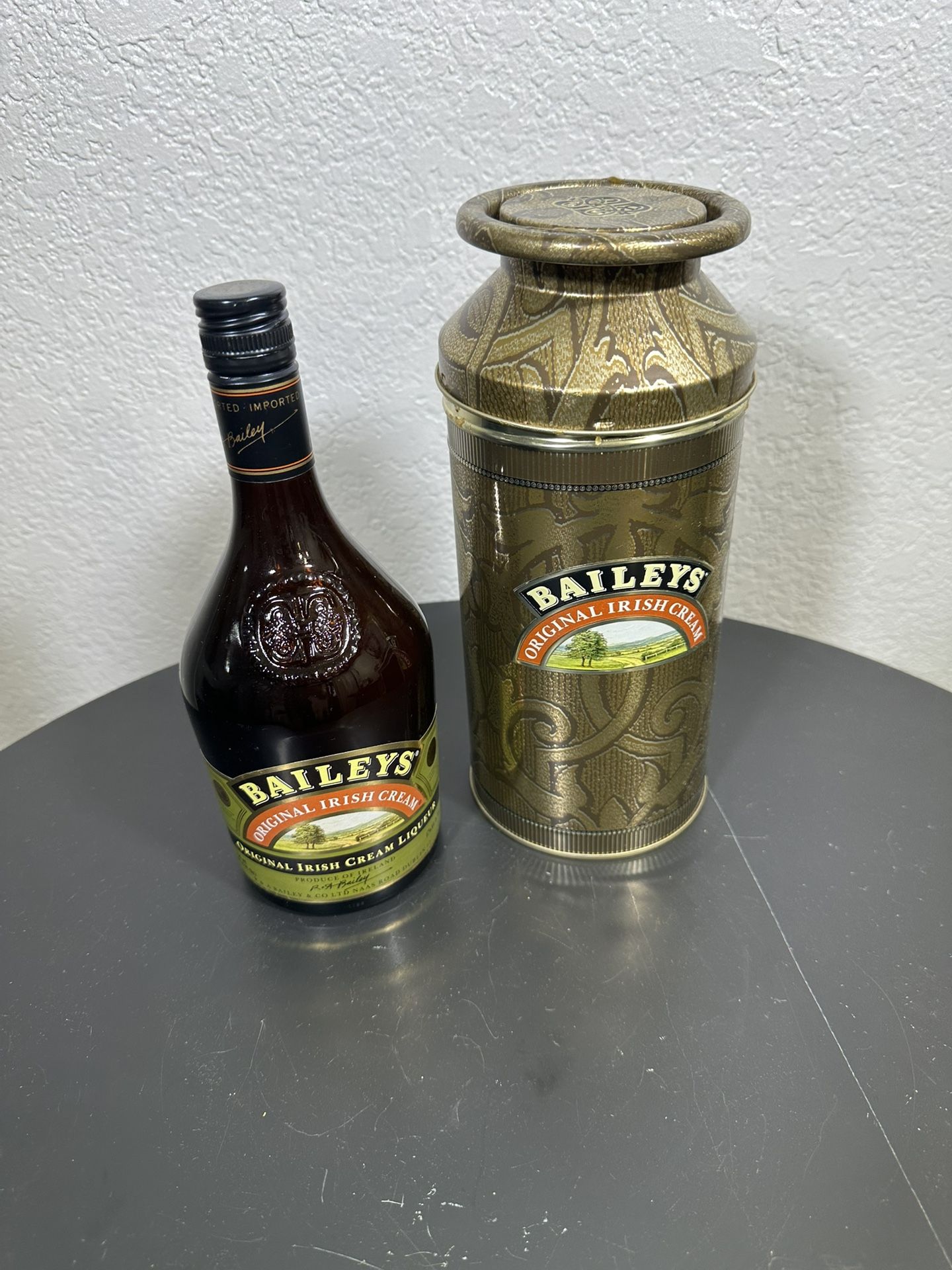 Bailey's Irish Cream '92 Edition Vintage