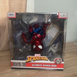 Ultimate Spider-Man Metalfigs