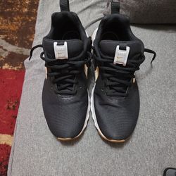 Nike Sneakers Women 