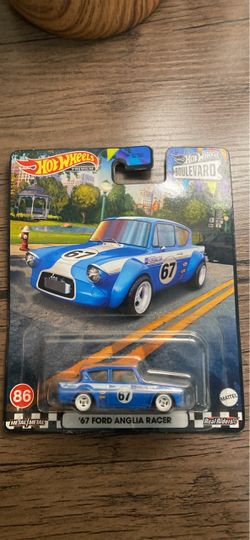 Hot Wheels Premium Boulevard '67 Ford Anglia Racer
