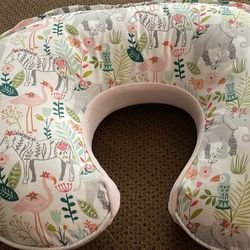 Boppy Luxe Original Nursing Pillow 