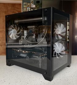 Gaming PC with RX 5600 XT