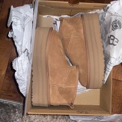 Ugg Classic Ultra Mini Platform Boot Size 6W