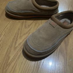 Uggs Men Size:10
