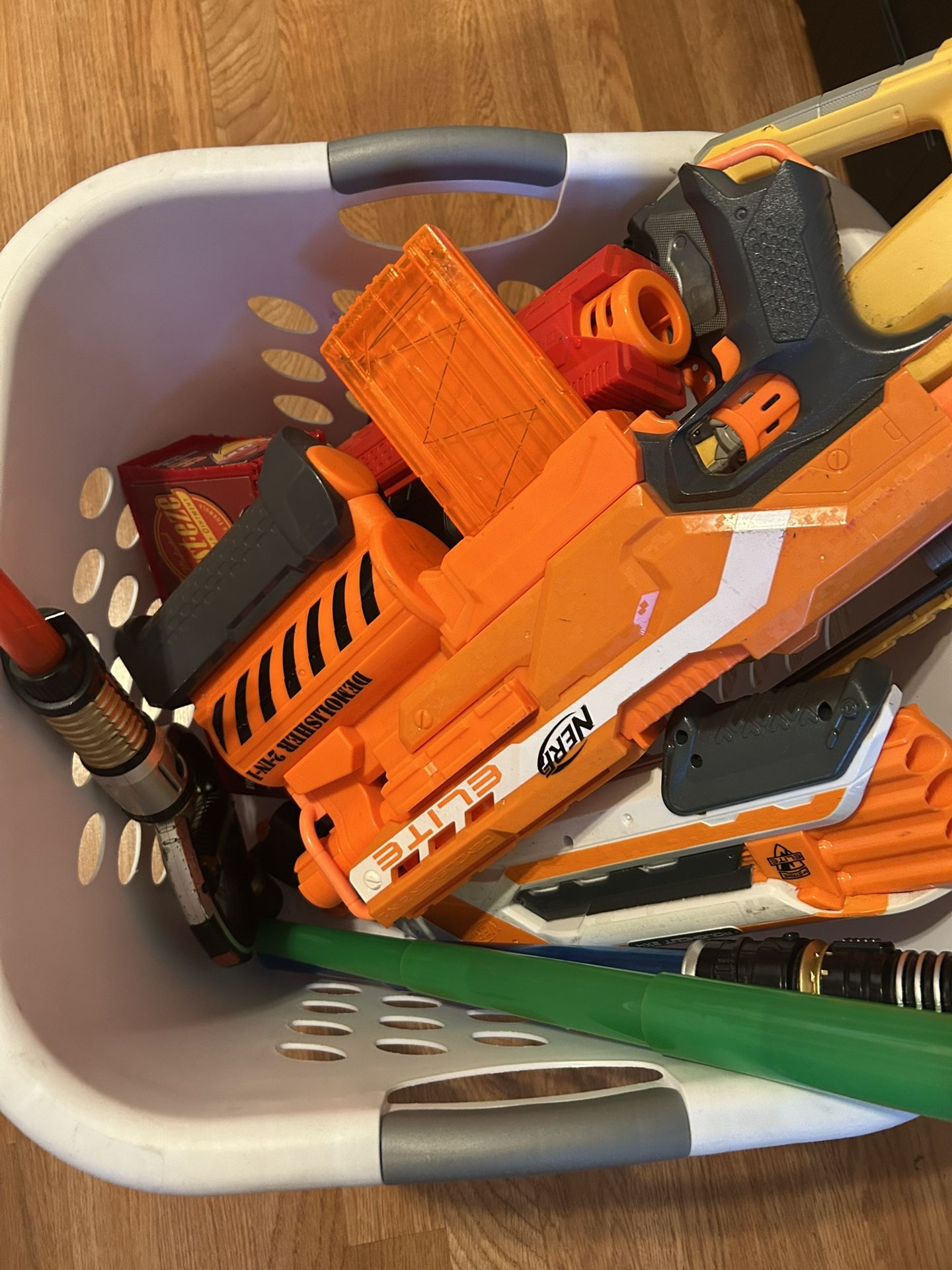 4 Nerf Guns AS-IS