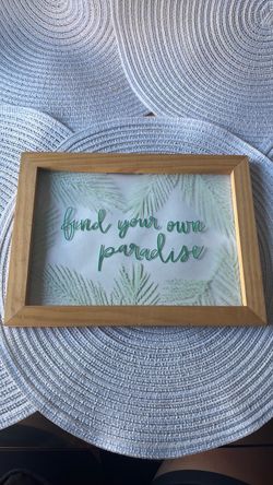 Tropical wall decor