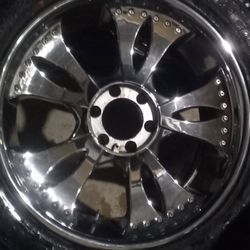 22”in Rims 6 Lug Nuts Whole Set