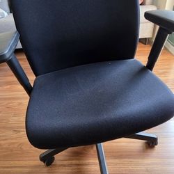 Desk chair