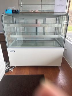 Refrigerated Display Case