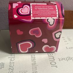 (2) New Sets Of Valentines