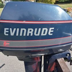 Evinrude 6hp  2 Stroke Out board  Motor   