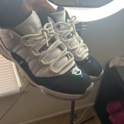 Jordan 11 Retro Low Iridescent