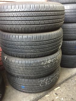 225/65/17 hankook dynapro HT set of 4 tires in great condition 70% tread 225$ for 4. Installation balance and alignment available but not included