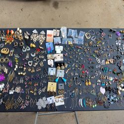 Jewelry: Everything $1 each READ DESCRIPTION 