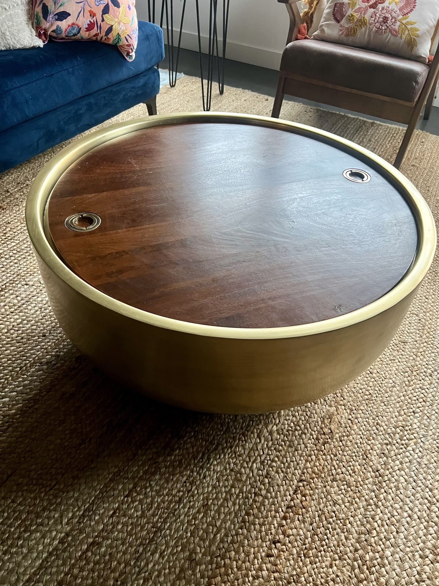 West Elm Coffee Table w/ Storage for Sale in Seattle, WA OfferUp