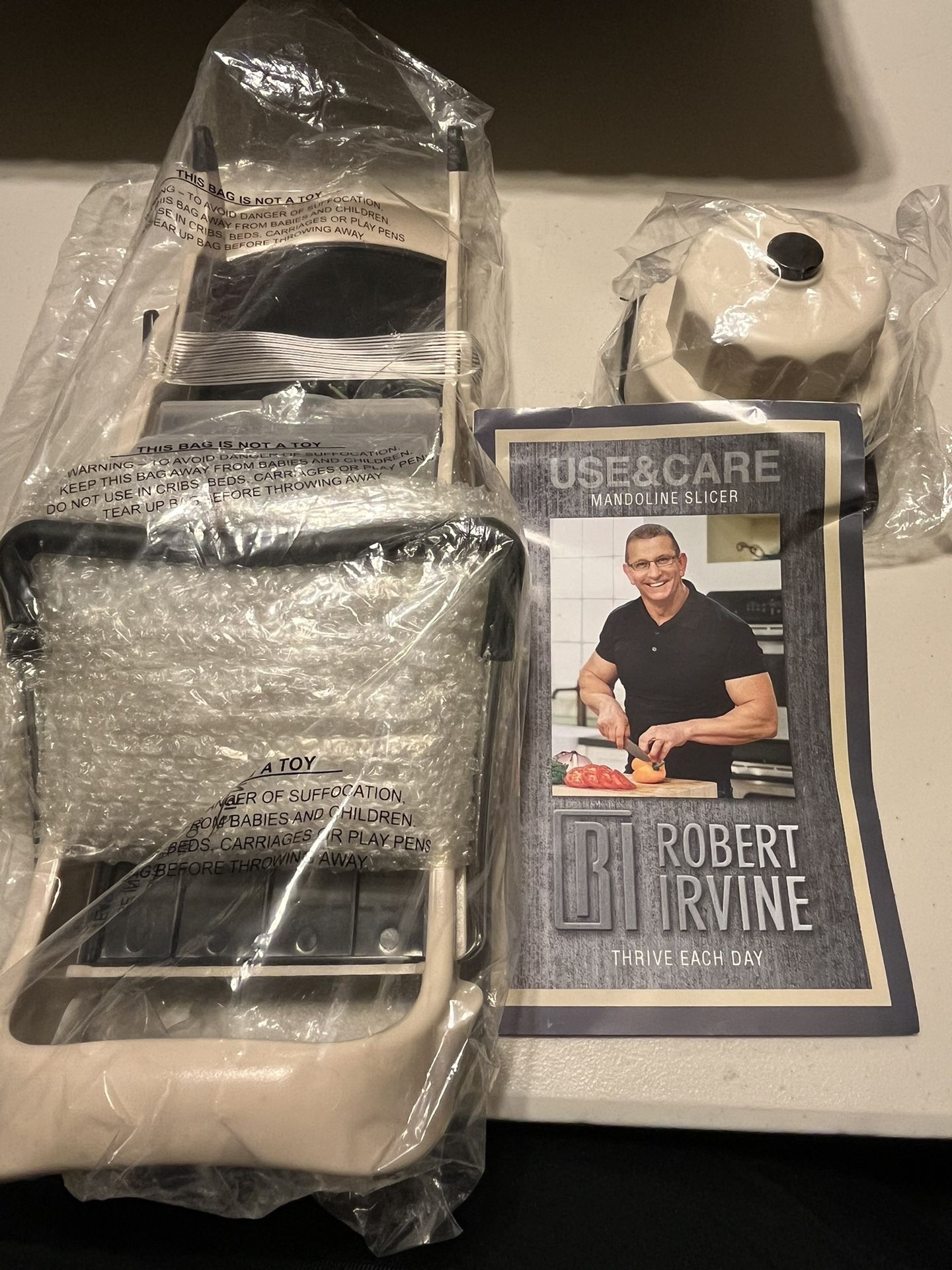 Robert Irvine Mandoline Slicer. Brand New