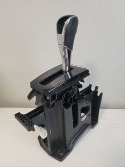 OEM 2013-2019 Nissan Sentra Auto Trans CVT  Floor Gear Shifter Selector Assembly