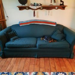 Sofa Bed.queen Size Head https://offerup.com/redirect/?o=QWRqdXN0YWJsZS5ubw== Longer Need.$50