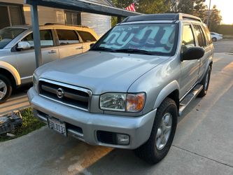 2002 Nissan Pathfinder se 4x4
