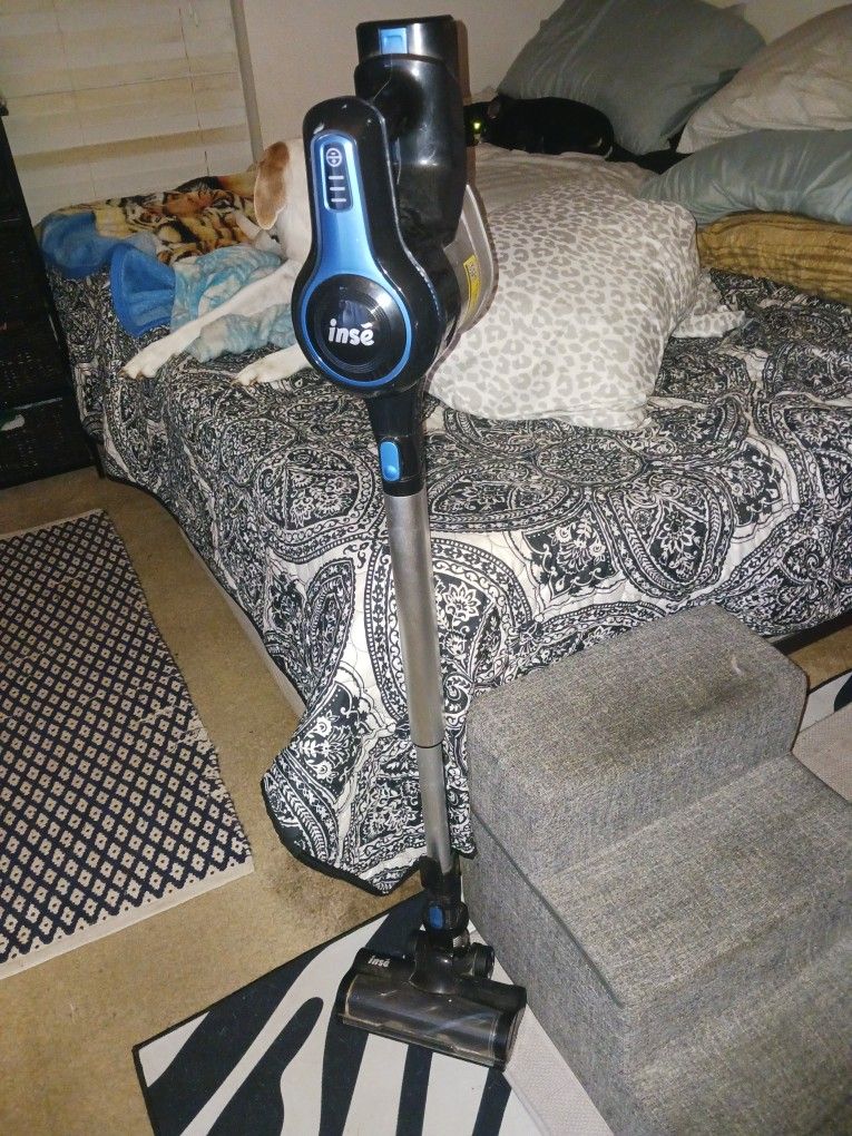 Powerful Cordless Stick Vac W Charger Runs Great 25 Firm Look My Post Alot Item