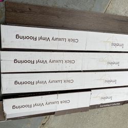4 Packs Click Luxury Vinyl Flooring 