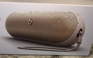 Beats Pill