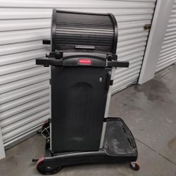 Rubbermaid® High Security Healthcare Cleaning Cart