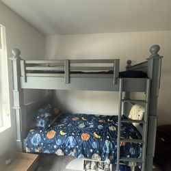 Wooden Twin Bunk Beds 