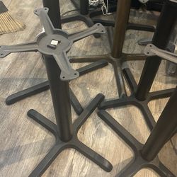 6 Table Base