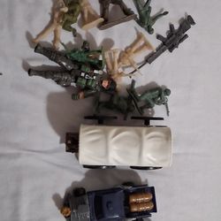 Army Men Toy Bundle – Soldiers, Military Figures & Accessories Lot