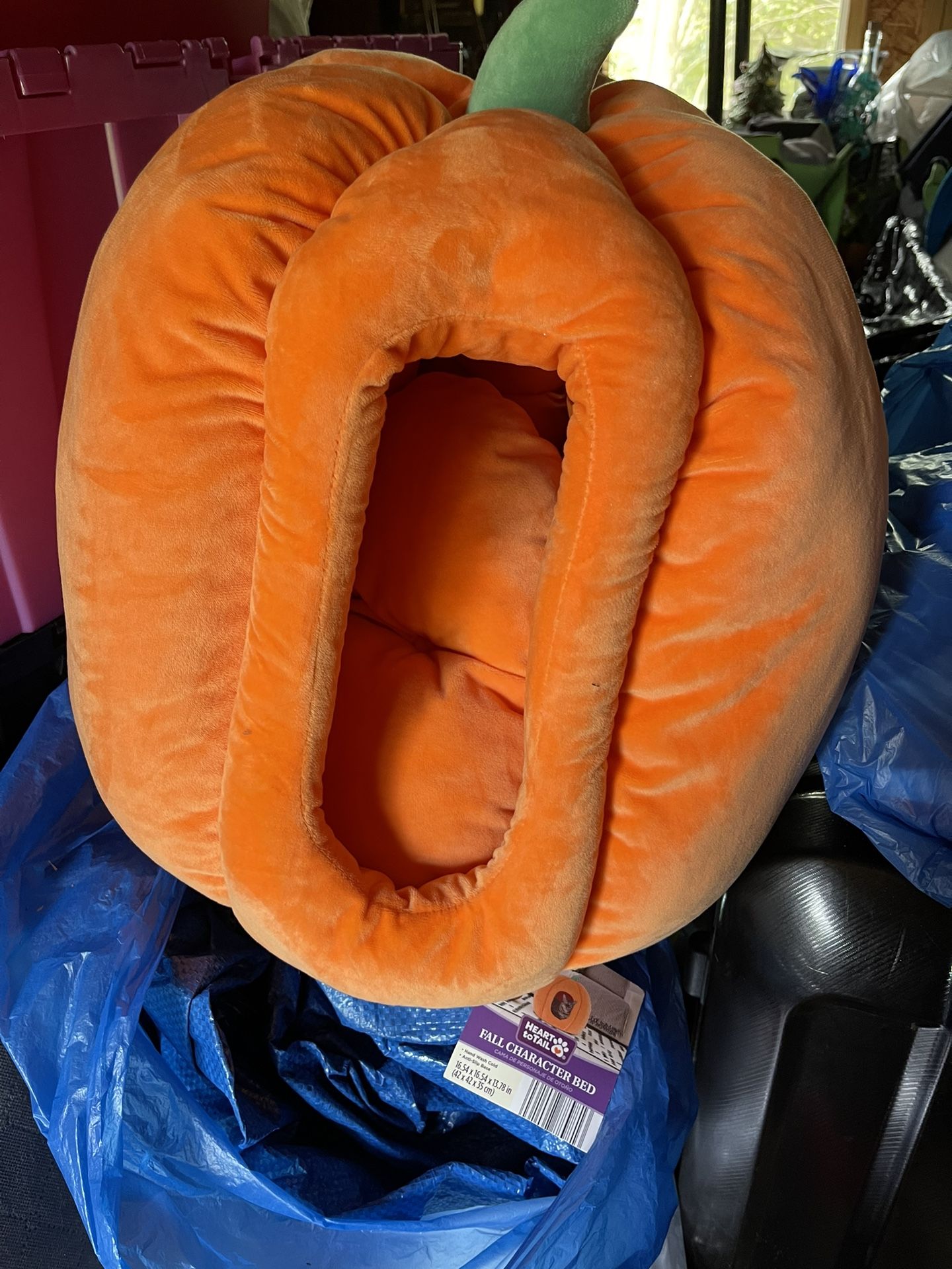 Fall Pet Bed with removable pillow
