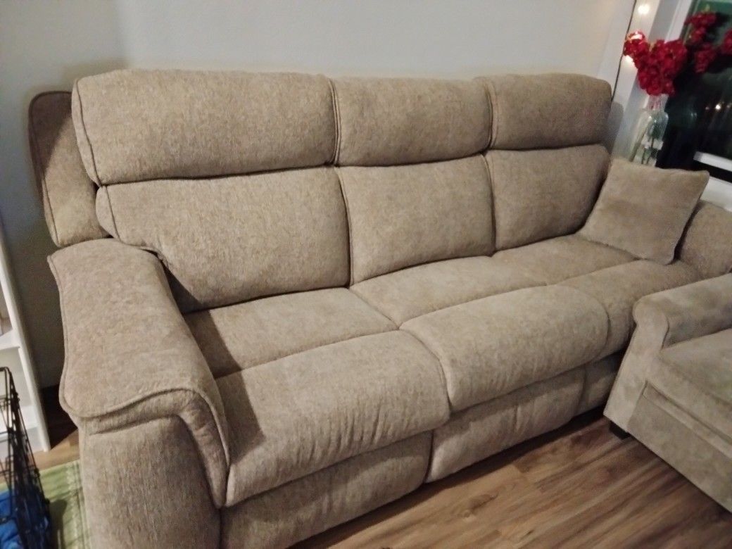 Recliner Sofa