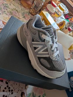 Toddler size 6 new balance