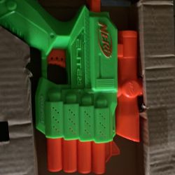 Nerf Guns With Ammunition And Target