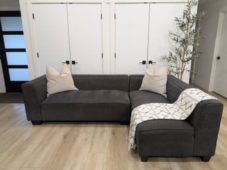Sectional couch