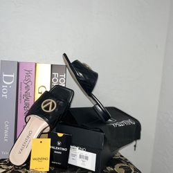 VALENTINO APHRODITE BLACK 